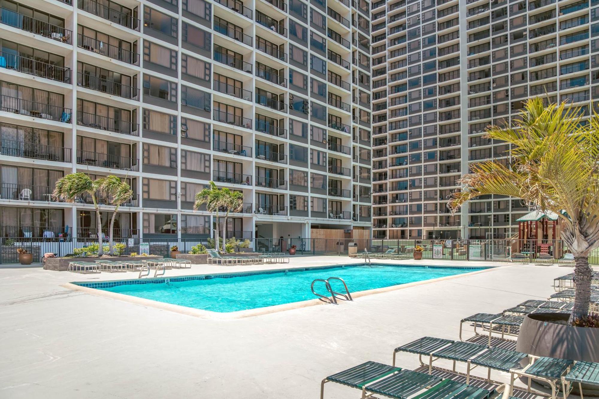 1Br With Great Ocean Views, 1 Block To Waikiki Beach Хонолулу Екстериор снимка