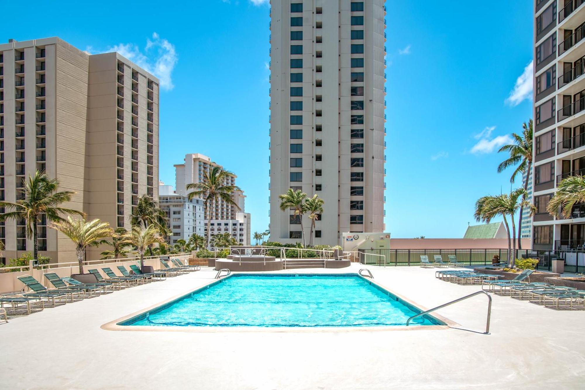 1Br With Great Ocean Views, 1 Block To Waikiki Beach Хонолулу Екстериор снимка